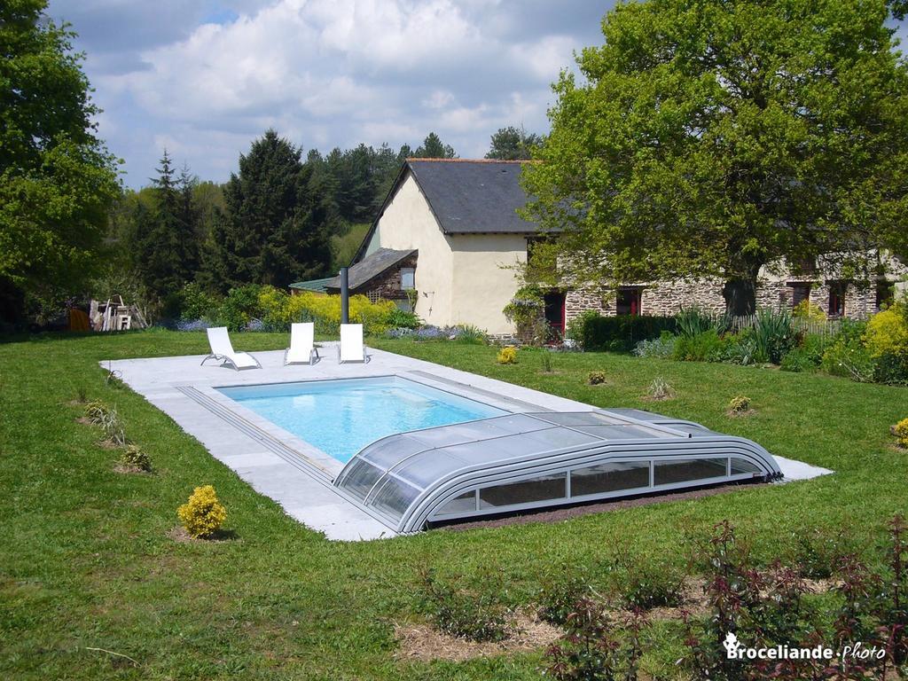 Chambres D'Hotes Logis De L'Etang De L'Aune Iffendic Luaran gambar